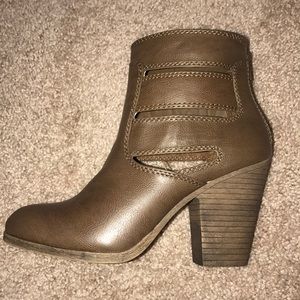 Adorable Ankle Boots